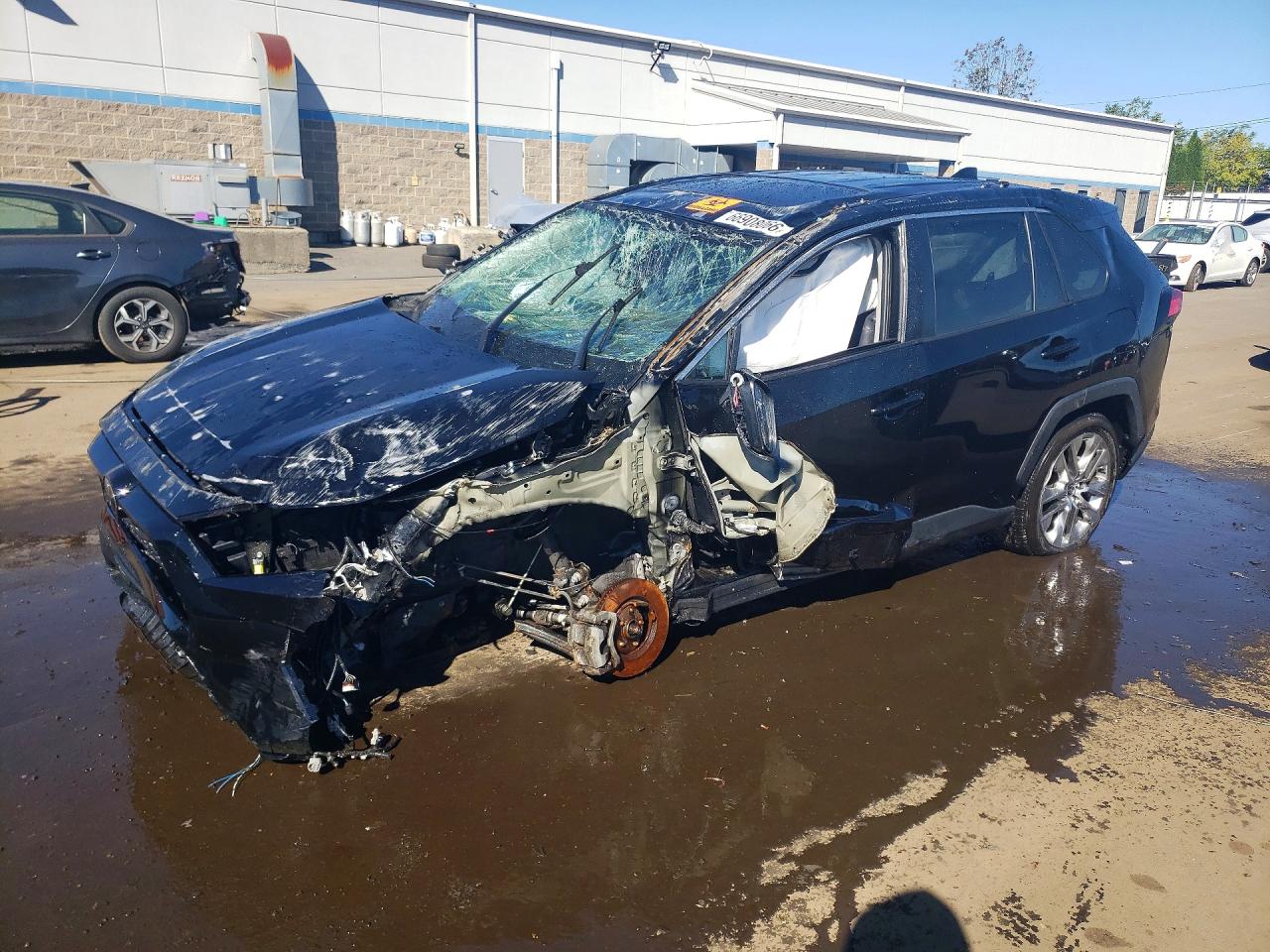 2021 TOYOTA RAV4 XLE PREMIUM | 2T3A1RFV6MC216656 | UPCARS