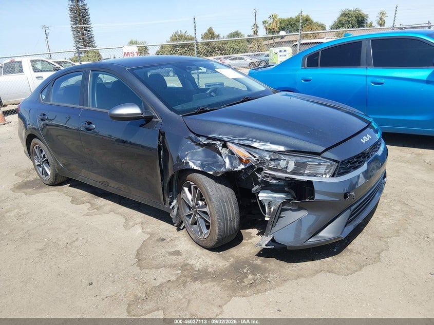 2023 KIA FORTE LXS | 3KPF24AD3PE649094 | UPCARS
