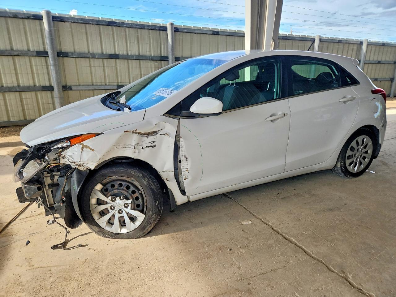 2017 HYUNDAI ELANTRA BASE | KMHD35LH0HU358870 | UPCARS