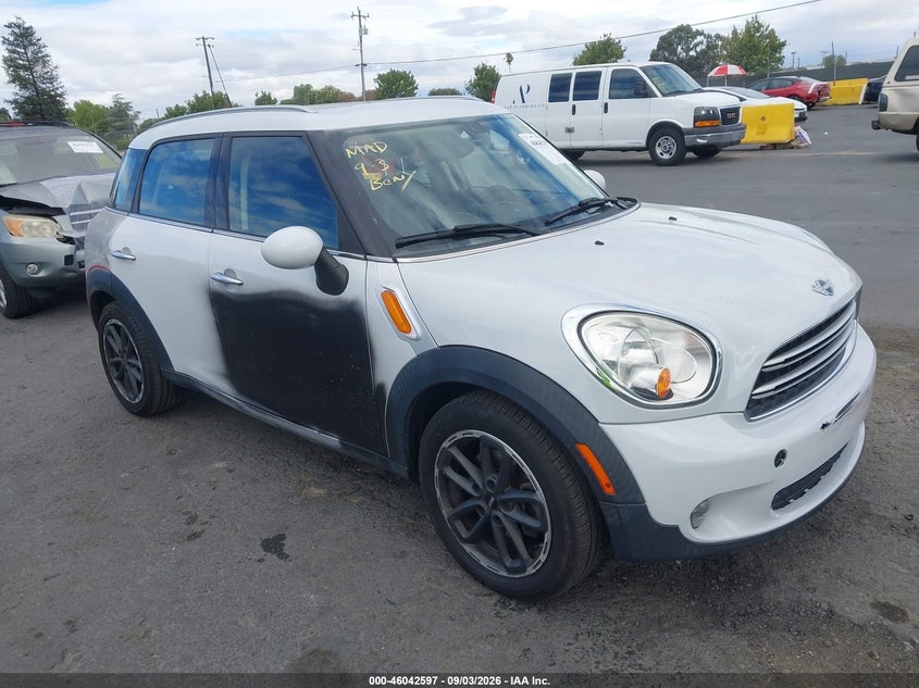 2015 MINI COUNTRYMAN COOPER | WMWZB3C53FWR43397 | UPCARS