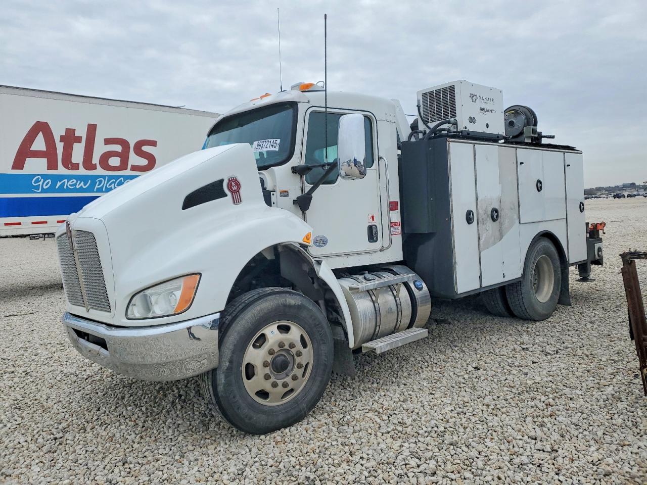 2020 KENWORTH T370 UTILITY / SERVICE TRUCK | 2NKHHJ6X2LM386111 | UPCARS