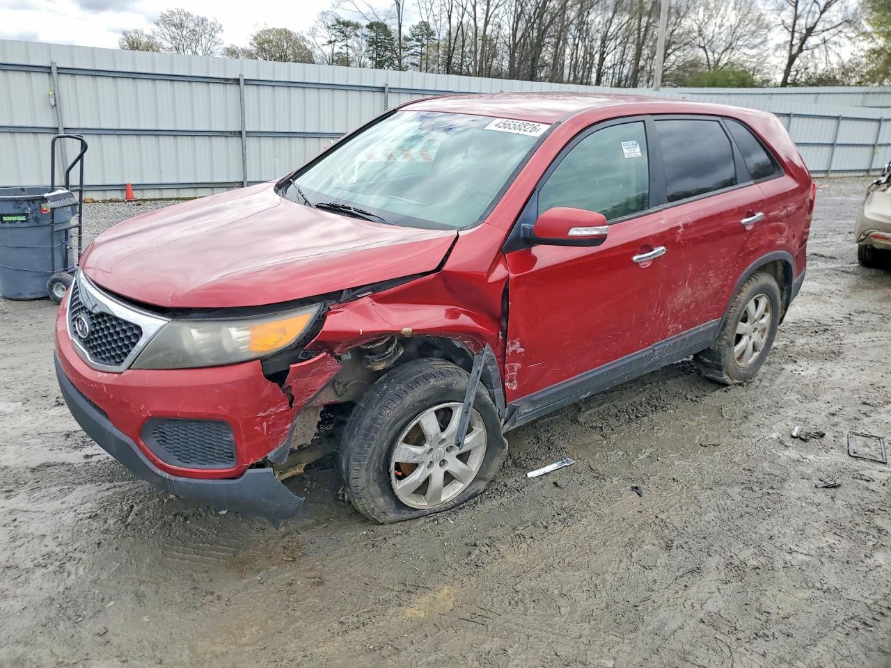 2011 KIA SORENTO LX | 5XYKT3A11BG010364 | UPCARS