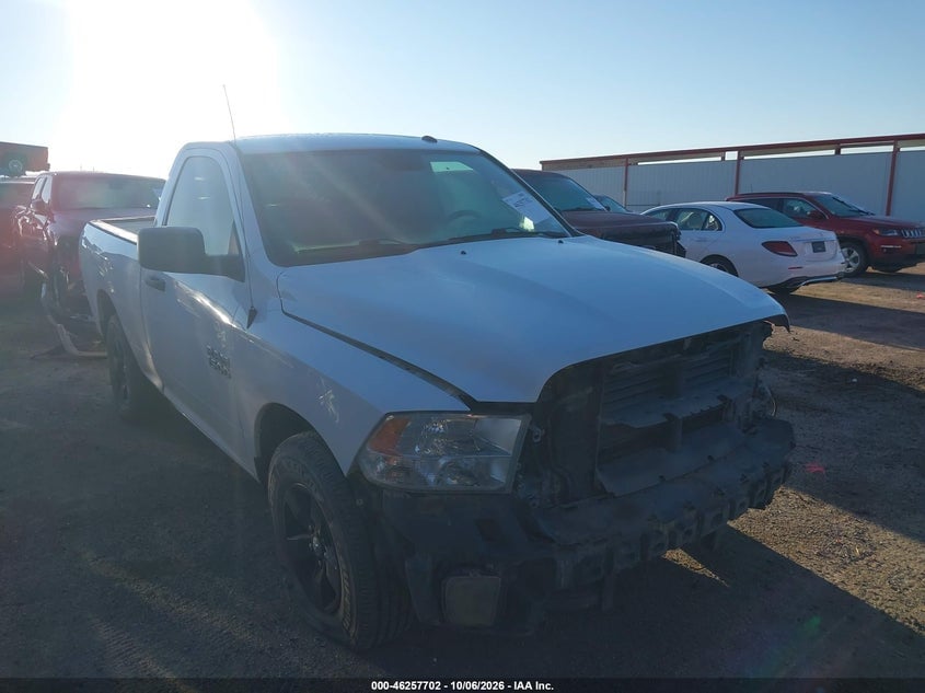 2018 RAM 1500 EXPRESS  4X2 6'4 BOX | 3C6JR6AG9JG154395 | UPCARS