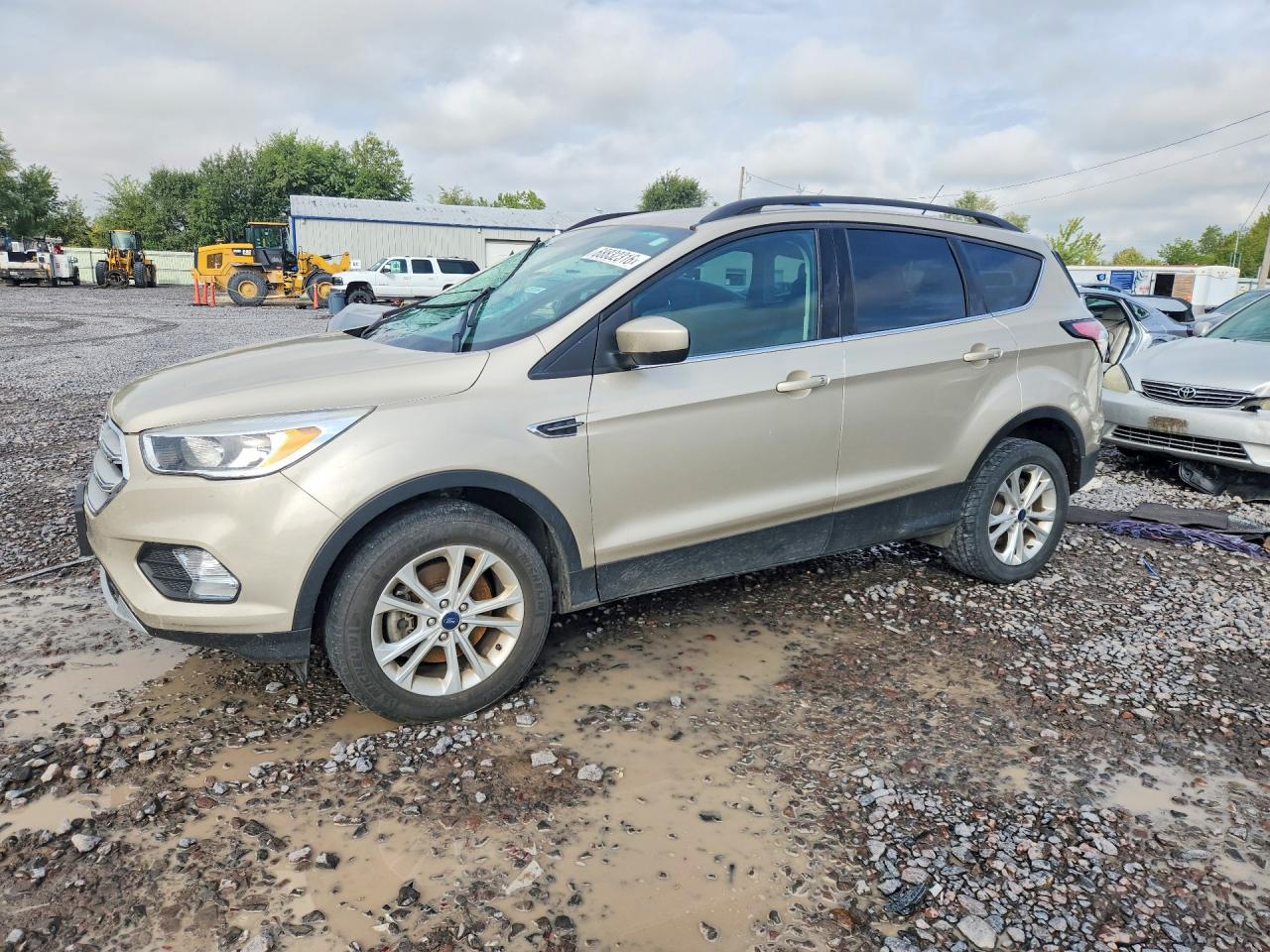 2018 FORD ESCAPE SE | 1FMCU9GD2JUC46147 | UPCARS
