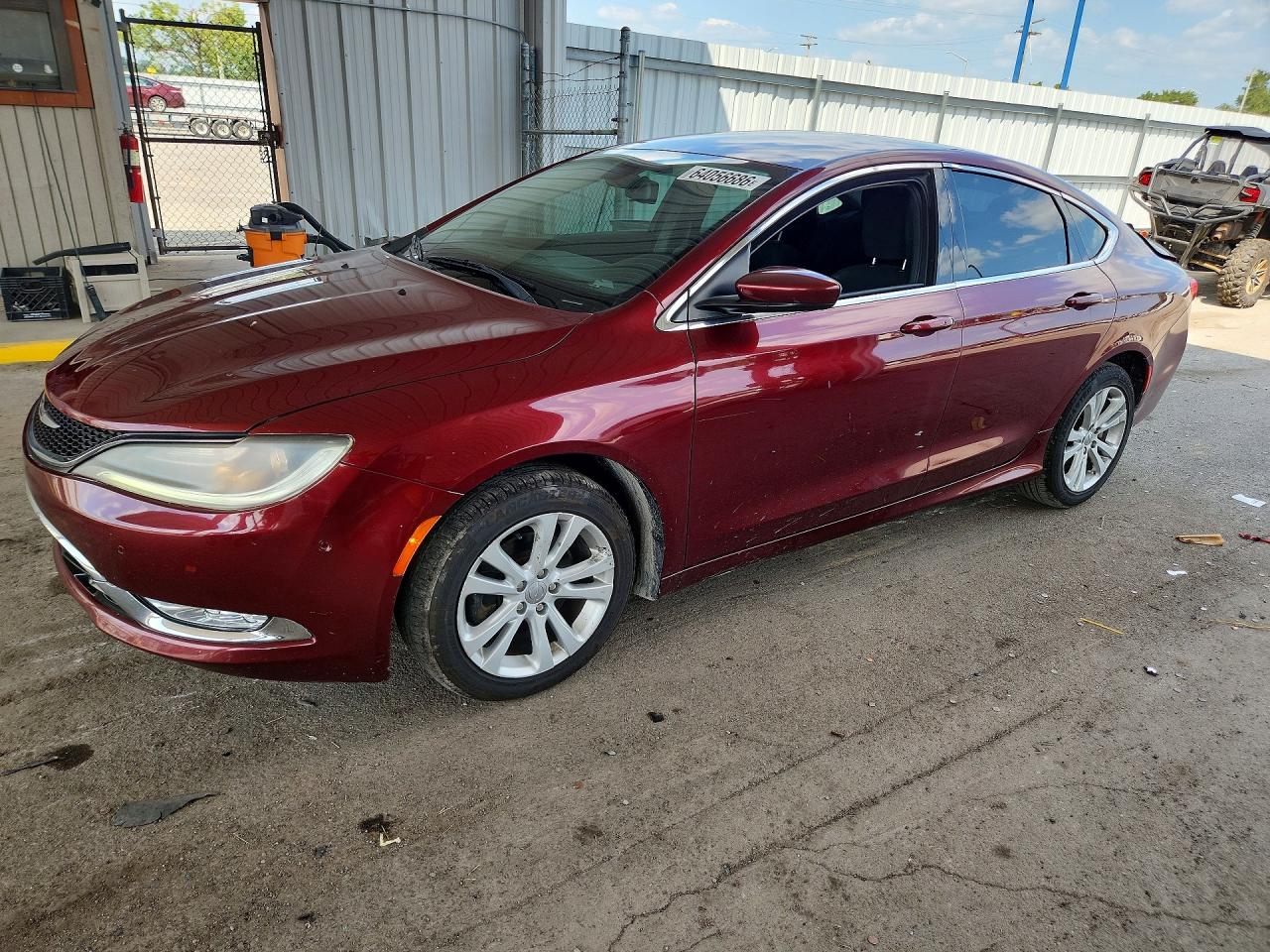 2015 CHRYSLER 200 LIMITED | 1C3CCCAB7FN752672 | UPCARS