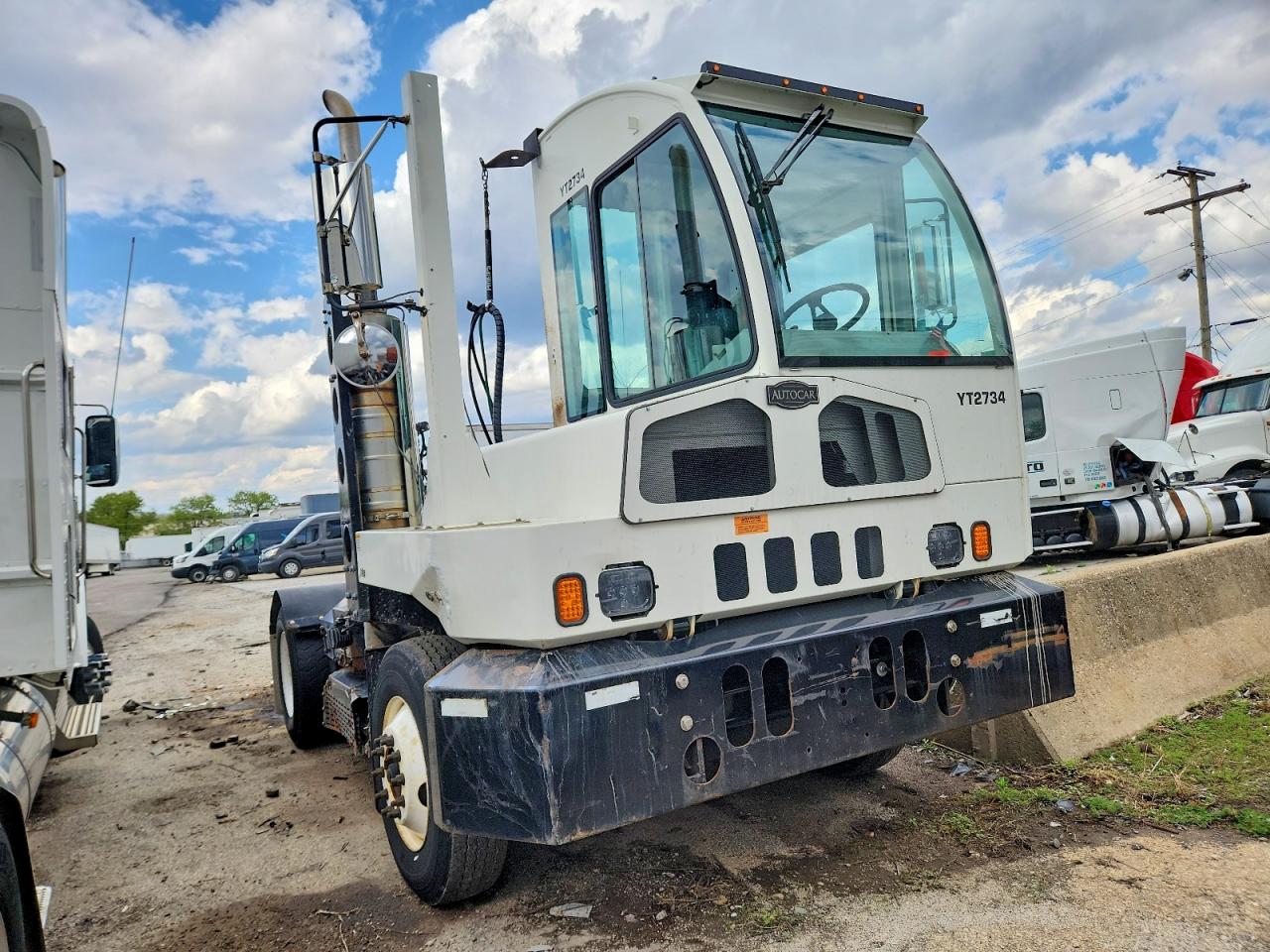 2017 AUTOCAR LLC ALL OTHER YARD TRUCK | 516H4GB29HH223952 | UPCARS
