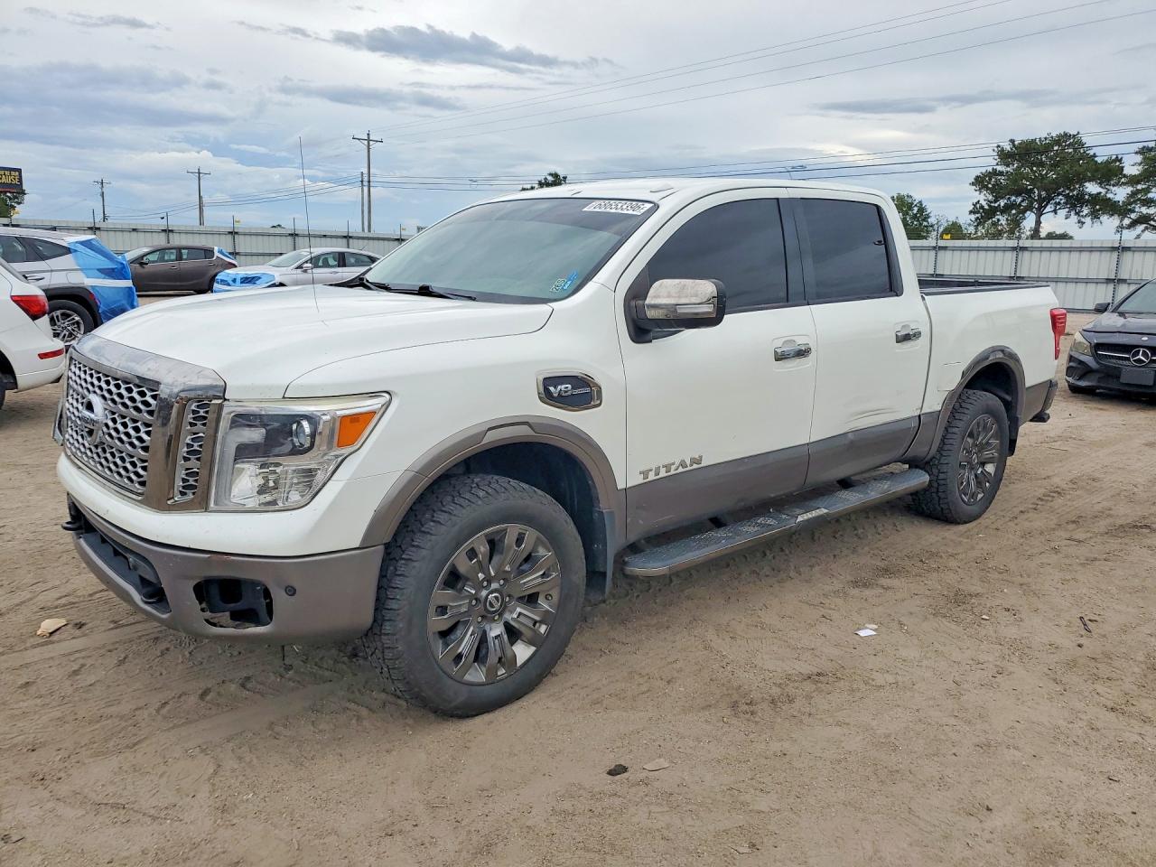 2017 NISSAN TITAN PLATINUM RESERVE | 1N6AA1E59HN575057 | UPCARS
