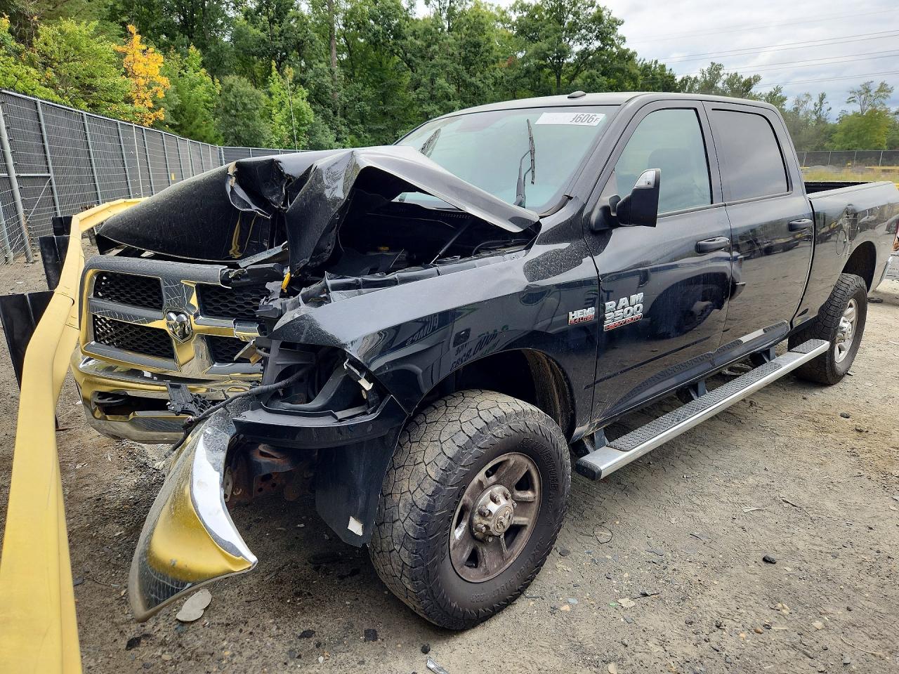 2017 RAM 3500 ST | 3C63R3CJ7HG736487 | UPCARS