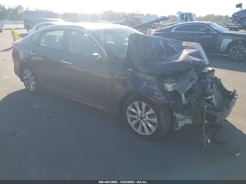 2018 KIA OPTIMA EX | 5XXGU4L31JG185563 | UPCARS