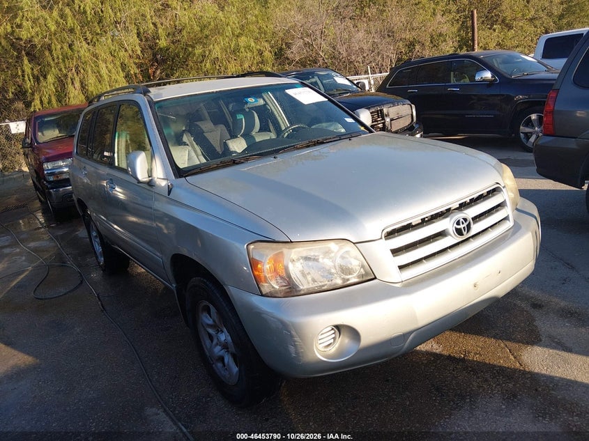 2005 TOYOTA HIGHLANDER | JTEDD21A750130708 | UPCARS