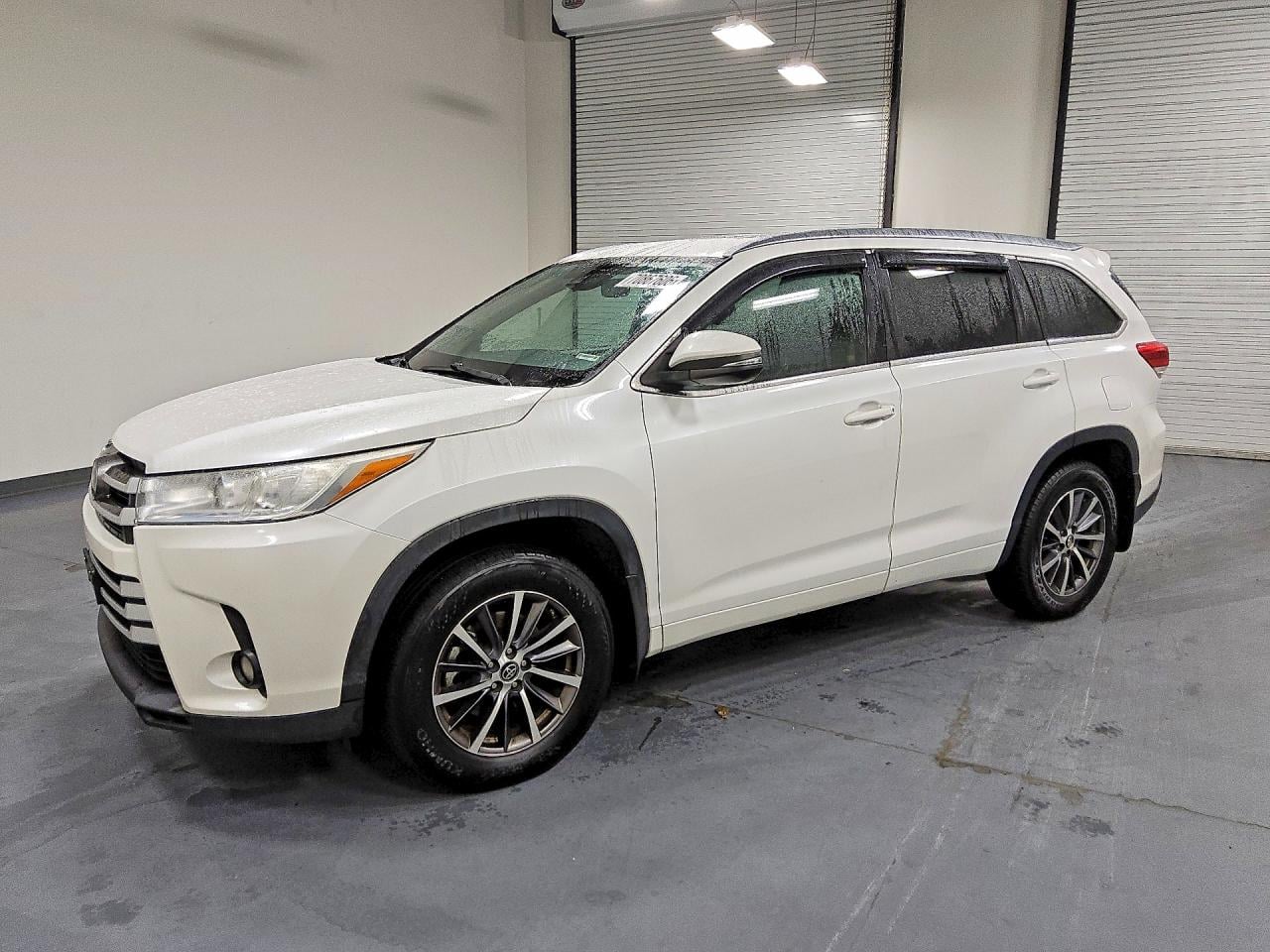 2017 TOYOTA HIGHLANDER XLE | 5TDJZRFH2HS473709 | UPCARS