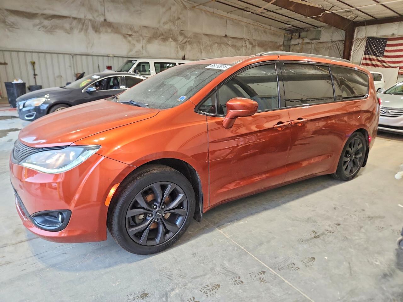 2018 CHRYSLER PACIFICA TOURING L | 2C4RC1BG6JR229076 | UPCARS