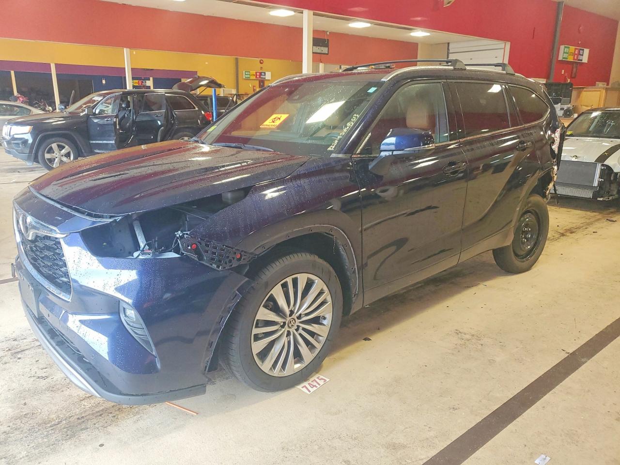 2023 TOYOTA HIGHLANDER PLATINUM | 5TDKDRBH5PS035810 | UPCARS