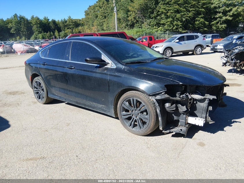 2015 CHRYSLER 200 LIMITED | 1C3CCCAB6FN623371 | UPCARS
