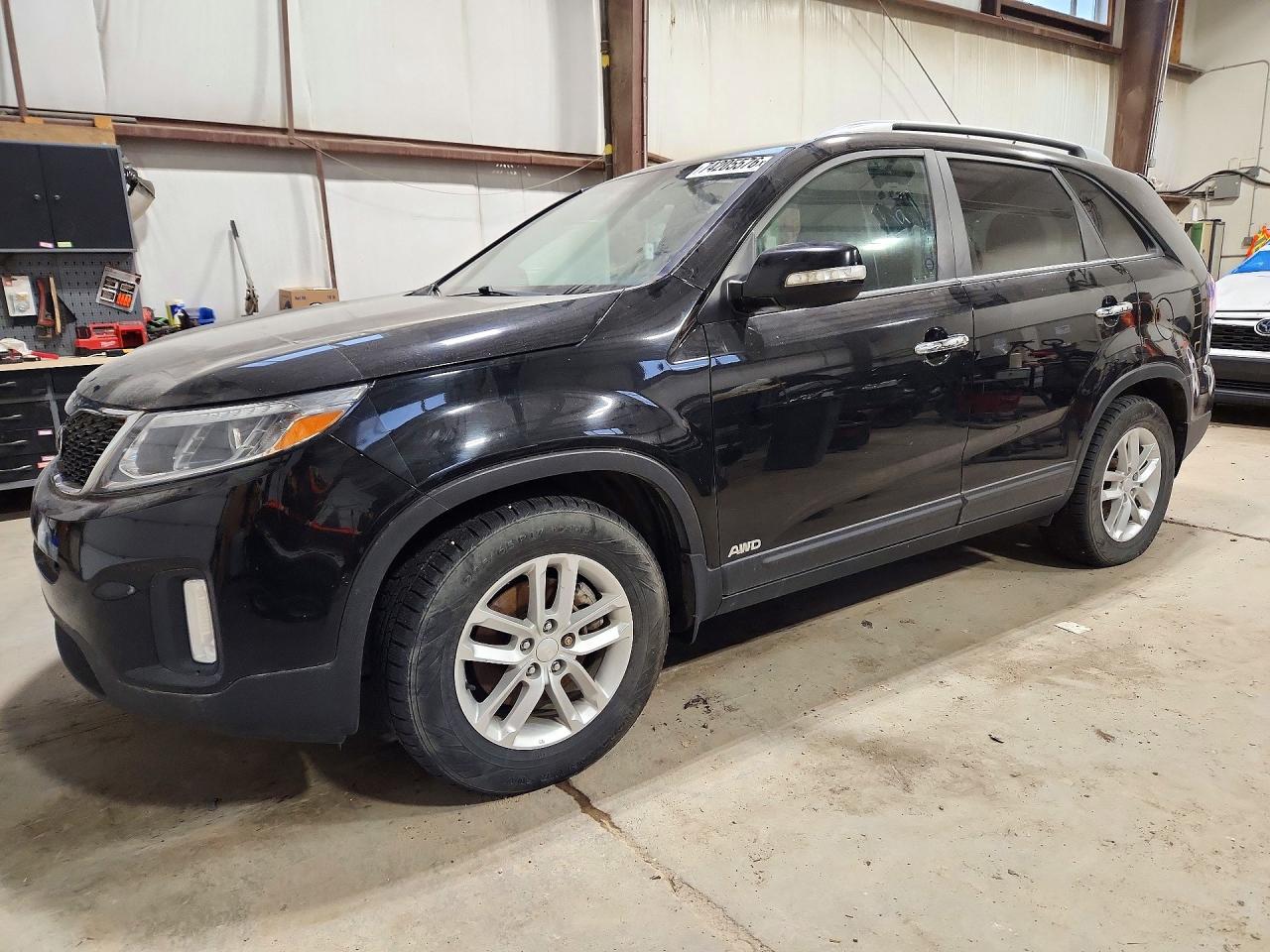 2014 KIA SORENTO LX | 5XYKTCA64EG440986 | UPCARS