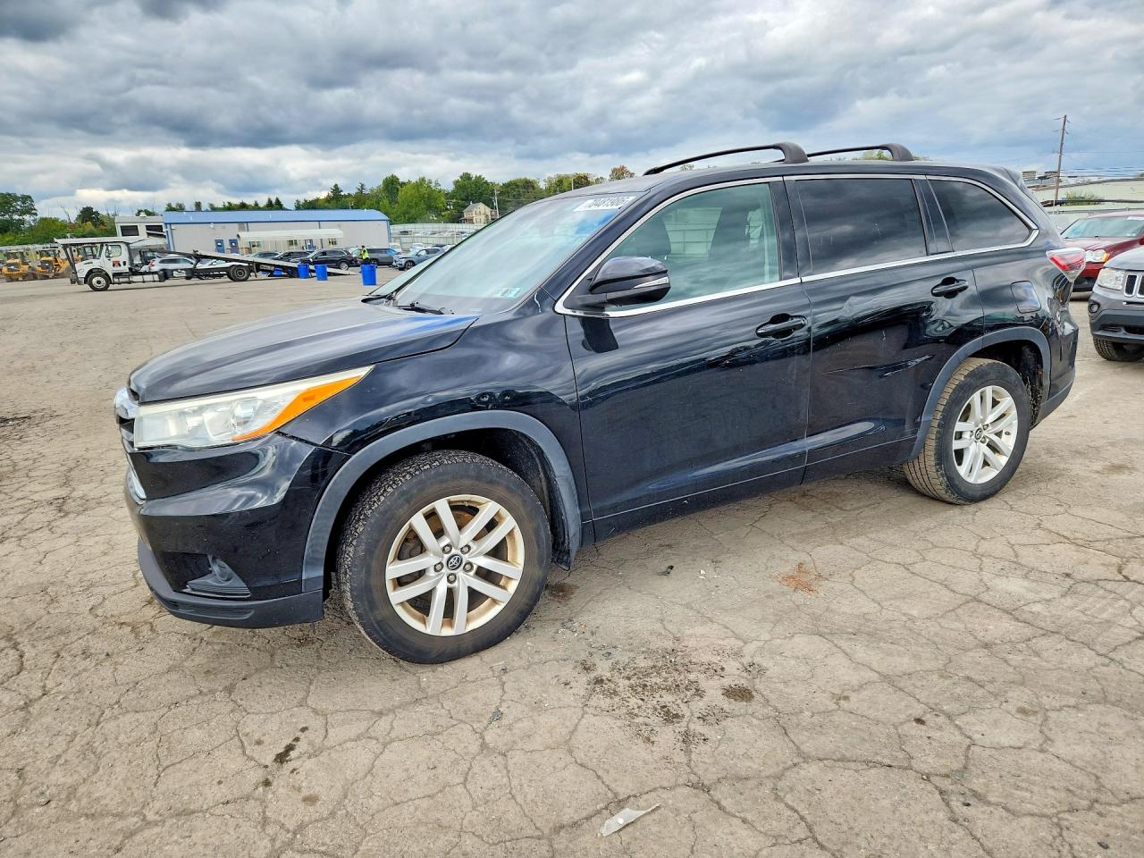 2016 TOYOTA HIGHLANDER LE | 5TDBKRFH6GS322539 | UPCARS