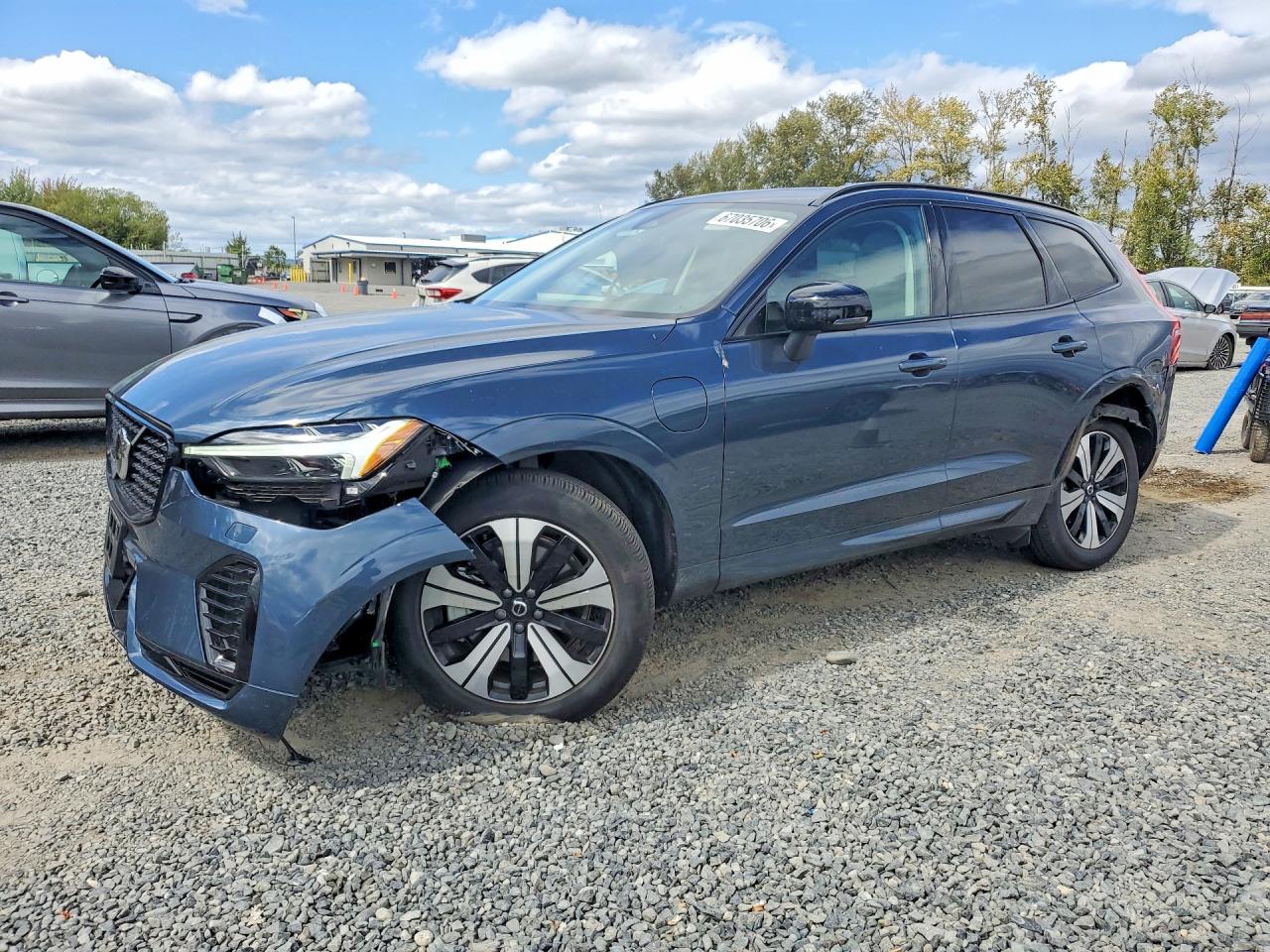 2025 VOLVO XC60 CORE | YV4H60RJ4S1017004 | UPCARS