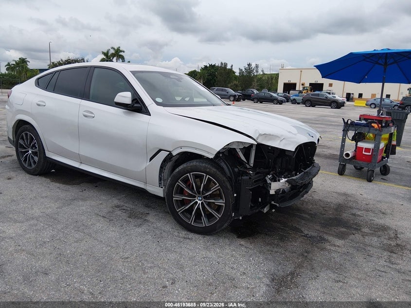 2027 BMW X6 | 5UX33EX01V9540384 | UPCARS