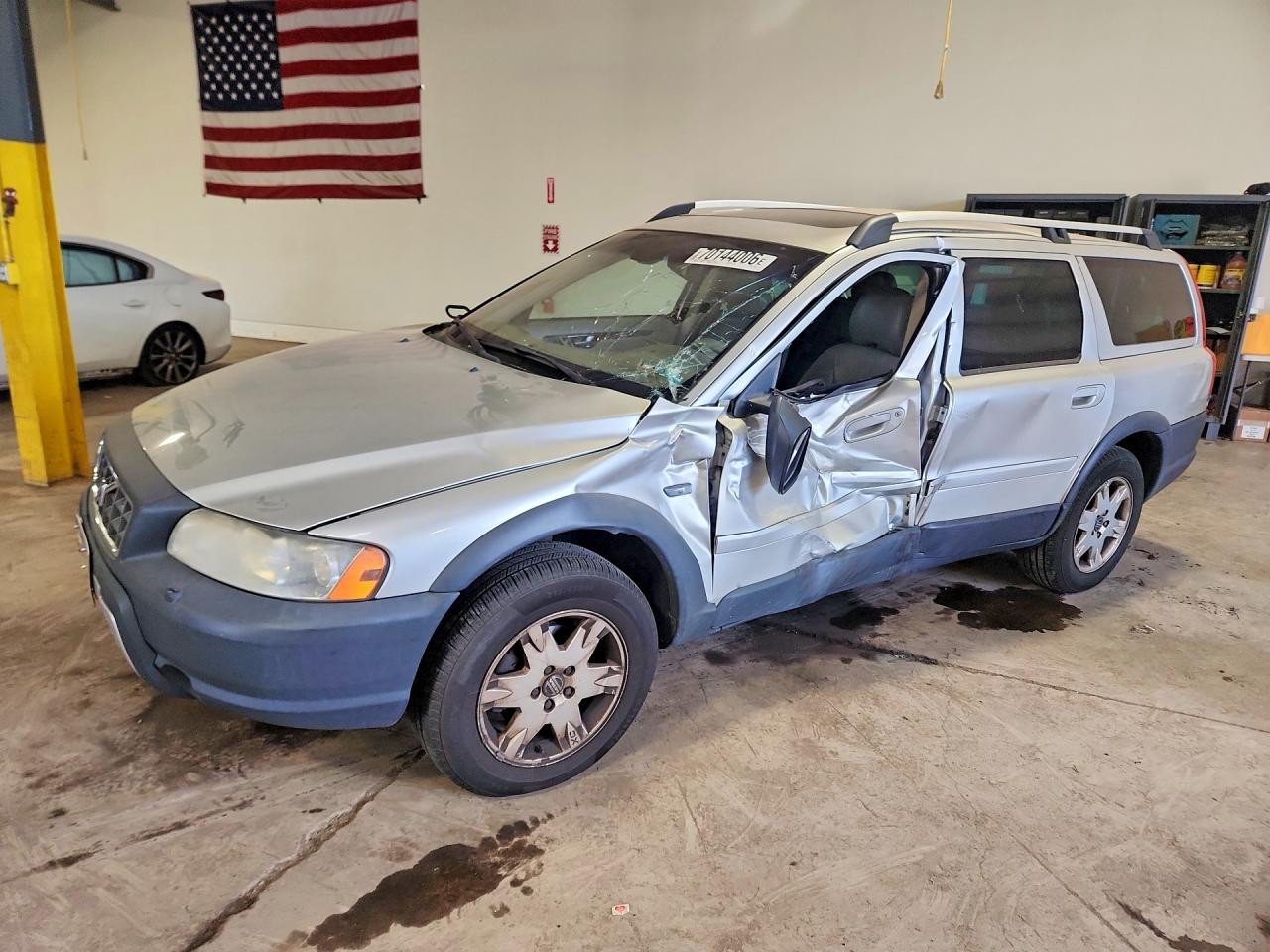 2006 VOLVO XC70 | YV4SZ592361219812 | UPCARS