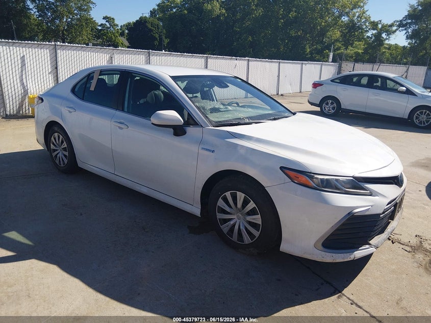 2021 TOYOTA CAMRY LE HYBRID | 4T1C31AK8MU569358 | UPCARS