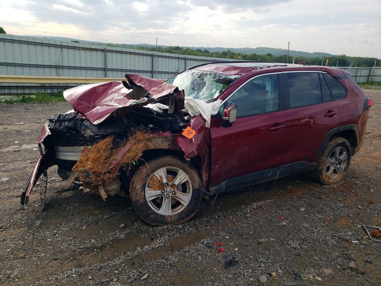 2024 TOYOTA RAV4 XLE | 2T3P1RFV0RW443714 | UPCARS