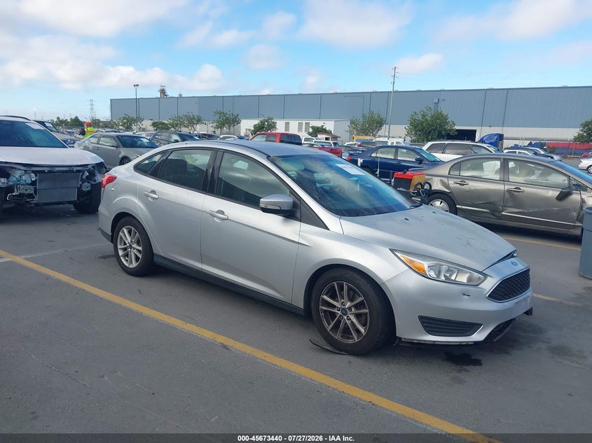 2017 FORD FOCU SE | 1FADP3F29HL300157 | UPCARS