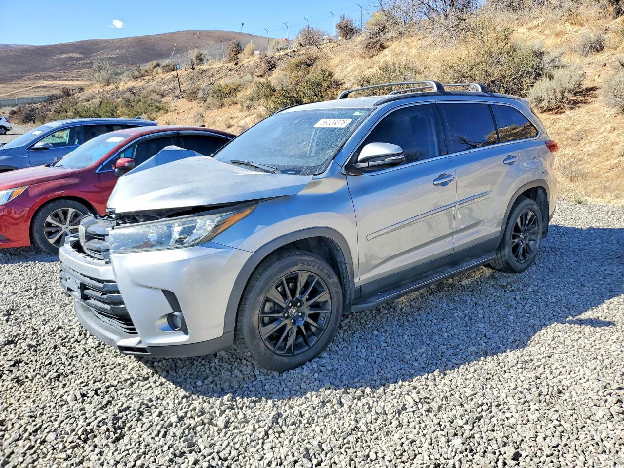 2019 TOYOTA HIGHLANDER SE | 5TDJZRFH7KS956085 | UPCARS