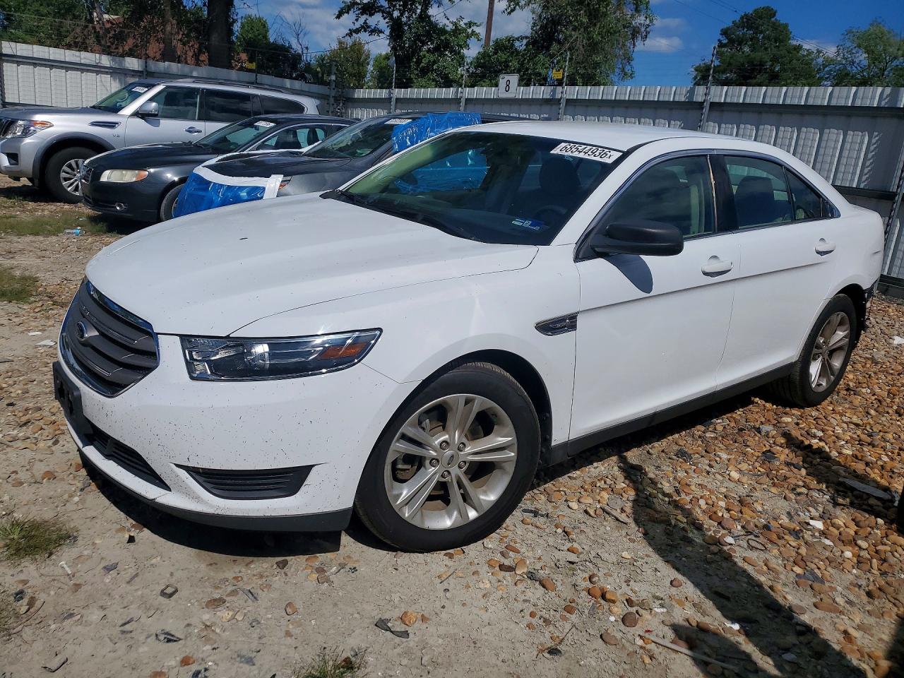 2015 FORD TAURU SE | 1FAHP2D89FG202335 | UPCARS