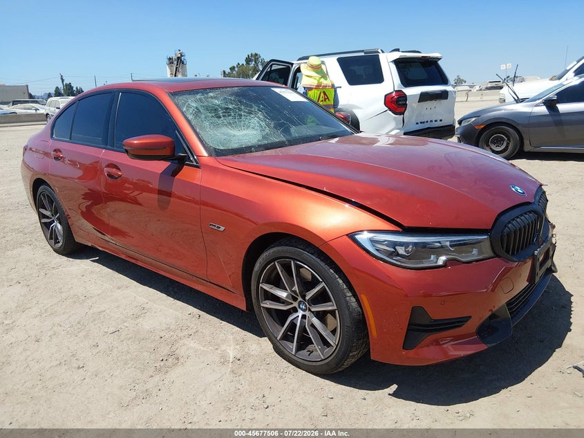 2022 BMW 330E | 3MW5P7J03N8C36256 | UPCARS