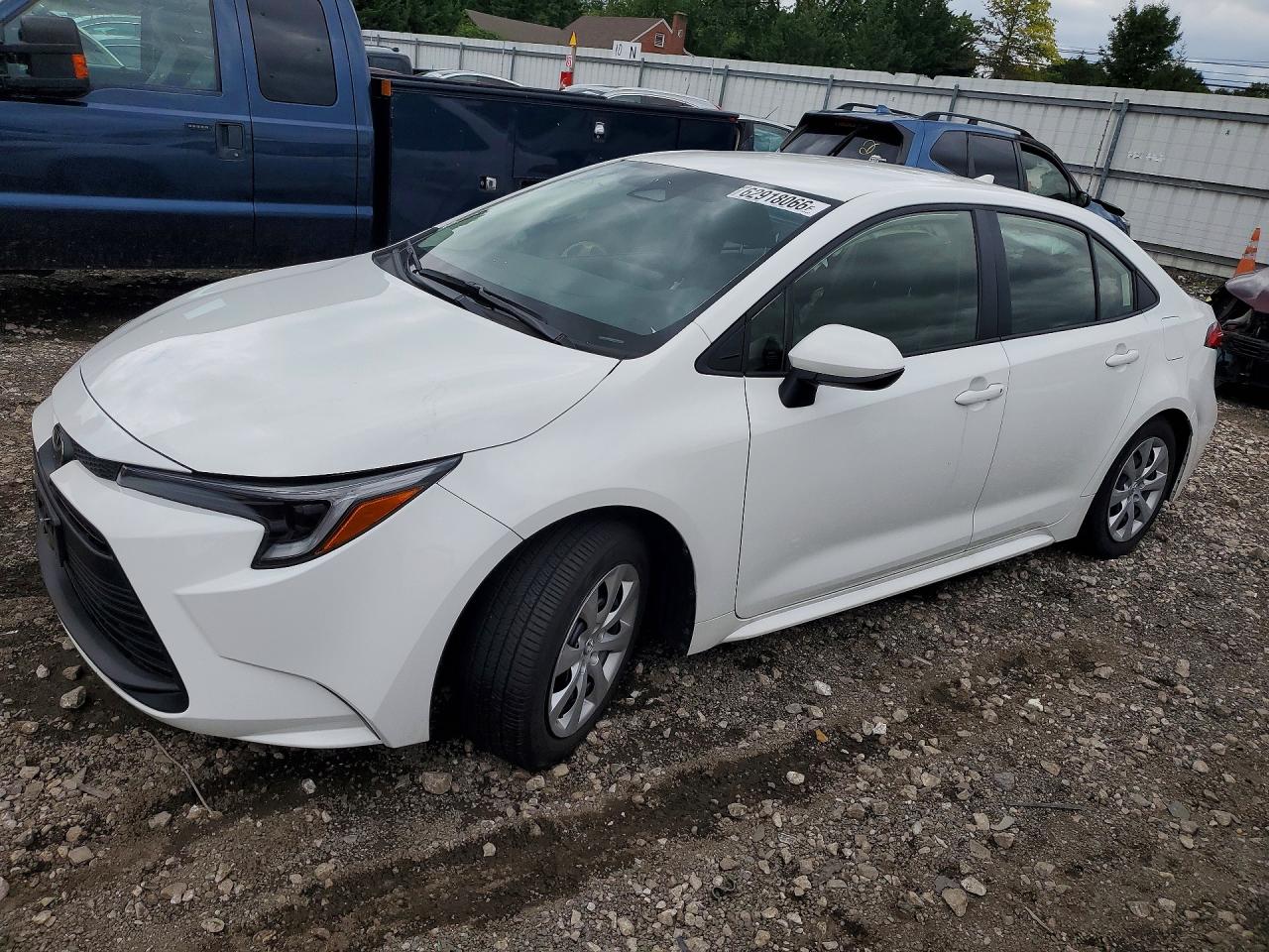 2026 TOYOTA COROLLA LE | JTDBCMFE2T3114238 | UPCARS