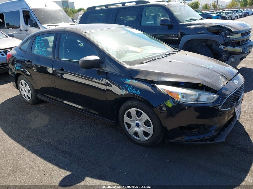 2016 FORD FOCU S | 1FADP3E25GL225585 | UPCARS