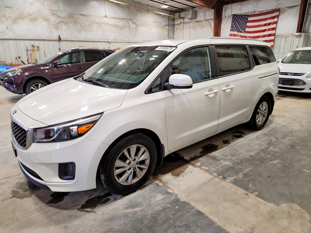2016 KIA SEDONA LX | KNDMB5C15G6203504 | UPCARS