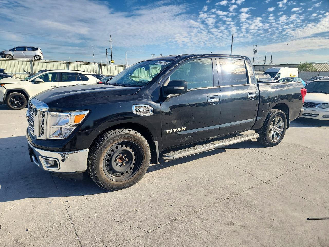 2017 NISSAN TITAN SV | 1N6AA1E60HN564246 | UPCARS