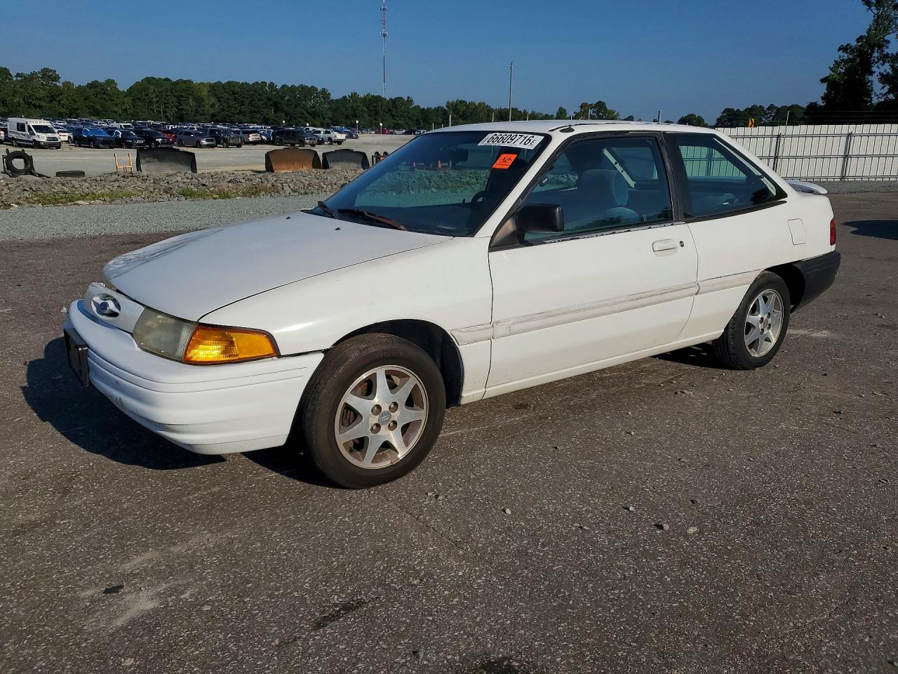 1996 FORD ESCORT LX | 3FASP11J0TR142439 | UPCARS