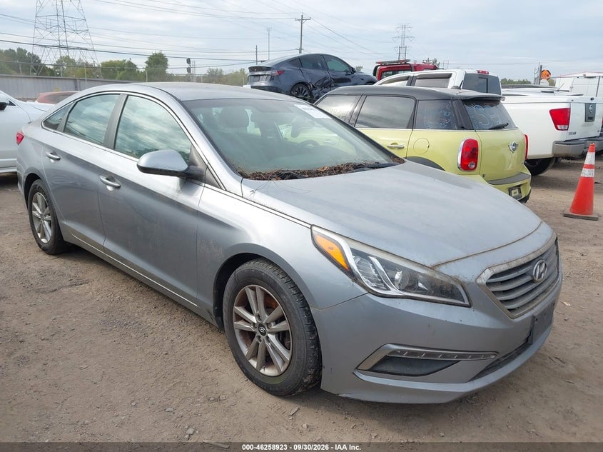 2015 HYUNDAI SONATA SE | 5NPE24AF6FH019626 | UPCARS
