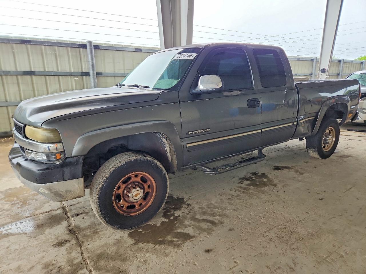 2001 CHEVROLET SILVERADO C2500 HEAVY DUTY | 1GCHC29U31E213623 | UPCARS