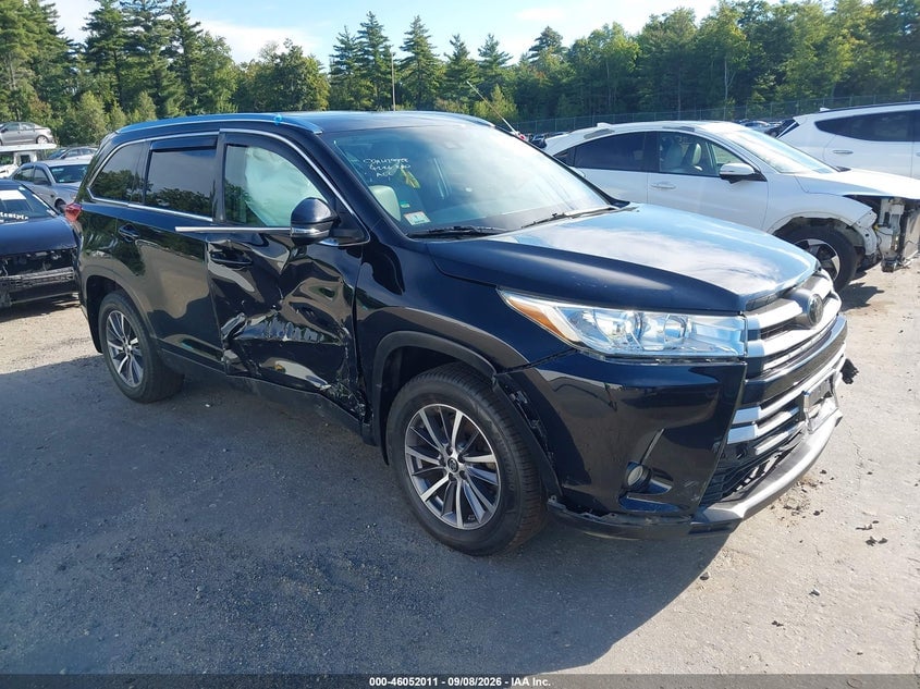 2019 TOYOTA HIGHLANDER XLE | 5TDJZRFH1KS946992 | UPCARS