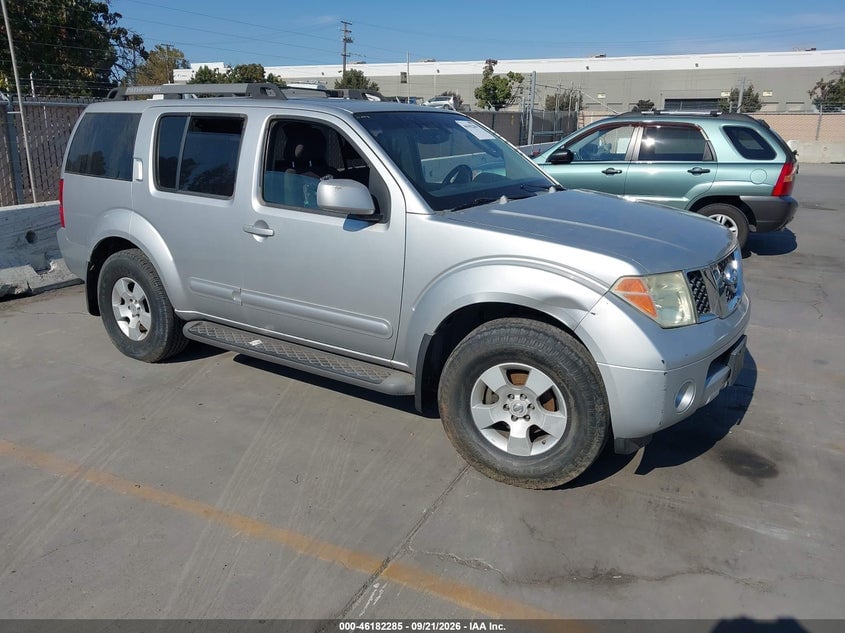 2005 NISSAN PATHFINDER SE | 5N1AR18W85C768142 | UPCARS