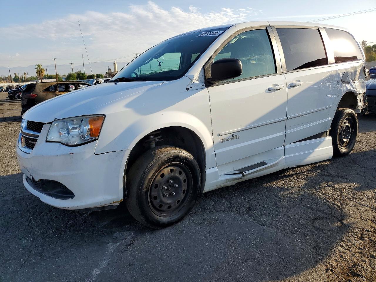 2015 DODGE CARAVAN SE | 2C7WDGBG6FR634237 | UPCARS