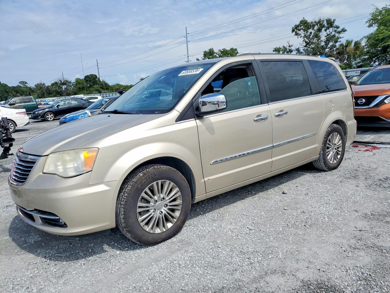 2013 CHRYSLER MINIVAN TOURING L | 2C4RC1CG1DR677261 | UPCARS