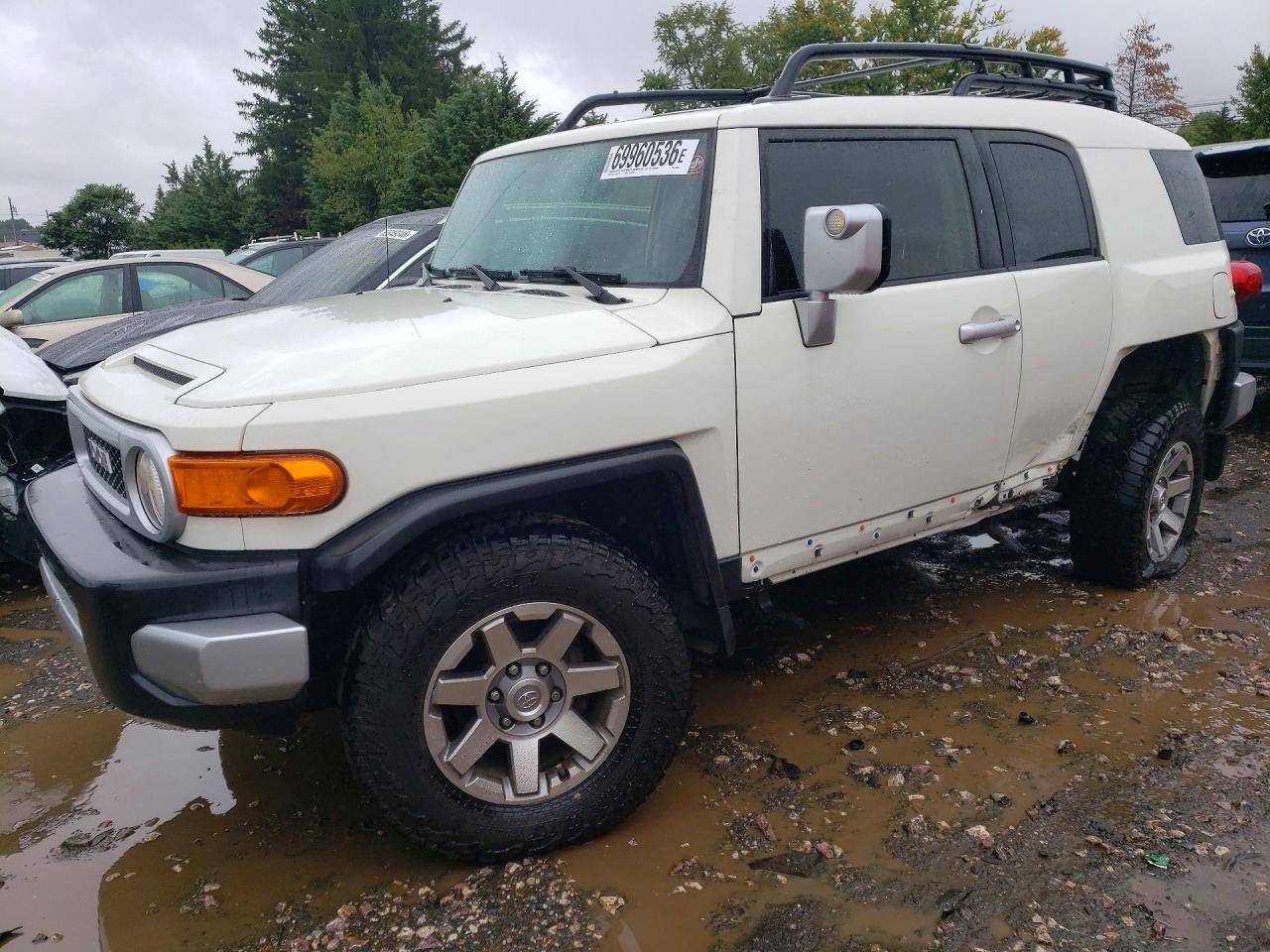 2014 TOYOTA FJ CRUISER BASE | JTEBU4BFXEK193304 | UPCARS