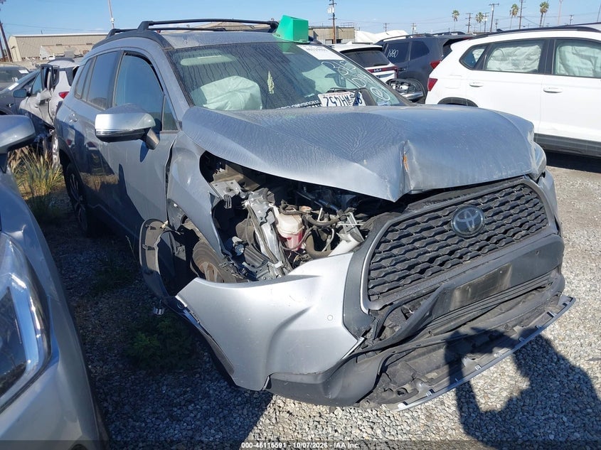 2022 TOYOTA COROLLA CROSS XLE | 7MUDAABG8NV040061 | UPCARS