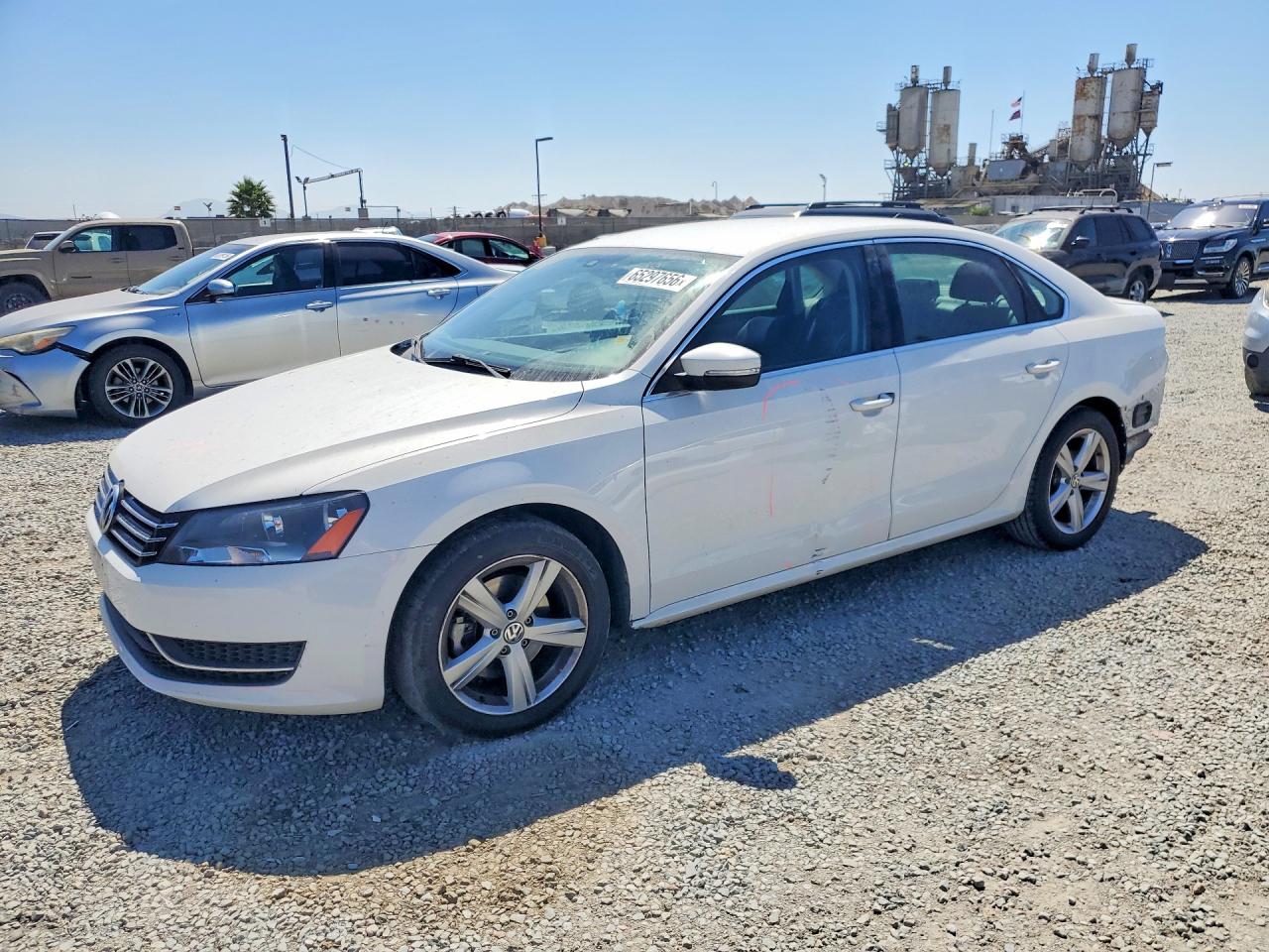 2014 VOLKSWAGEN PASSAT SE | 1VWBT7A35EC055726 | UPCARS
