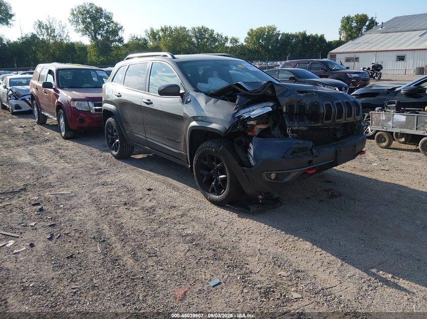 2015 JEEP CHEROKEE TRAILHAWK | 1C4PJMBS4FW538529 | UPCARS