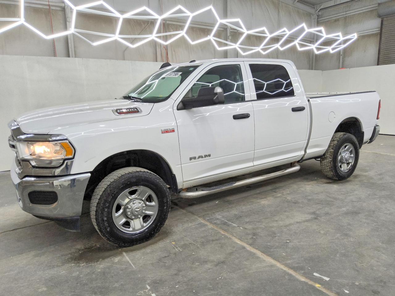 2019 RAM 2500 TRADESMAN | 3C6UR5CJ1KG616336 | UPCARS