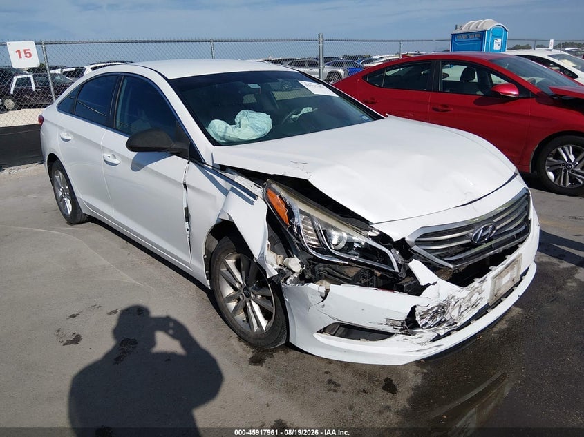 2015 HYUNDAI SONATA SE | 5NPE24AFXFH153250 | UPCARS