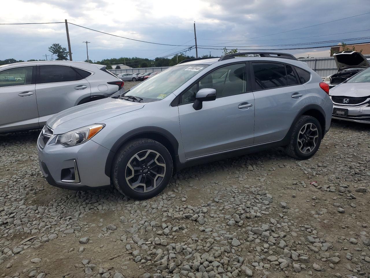 2016 SUBARU CROSSTREK LIMITED | JF2GPAKC0GH319533 | UPCARS