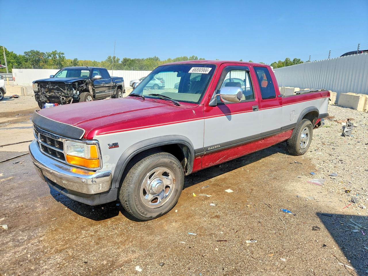 1996 DODGE DAKOTA | 1B7GL23X0TS555663 | UPCARS