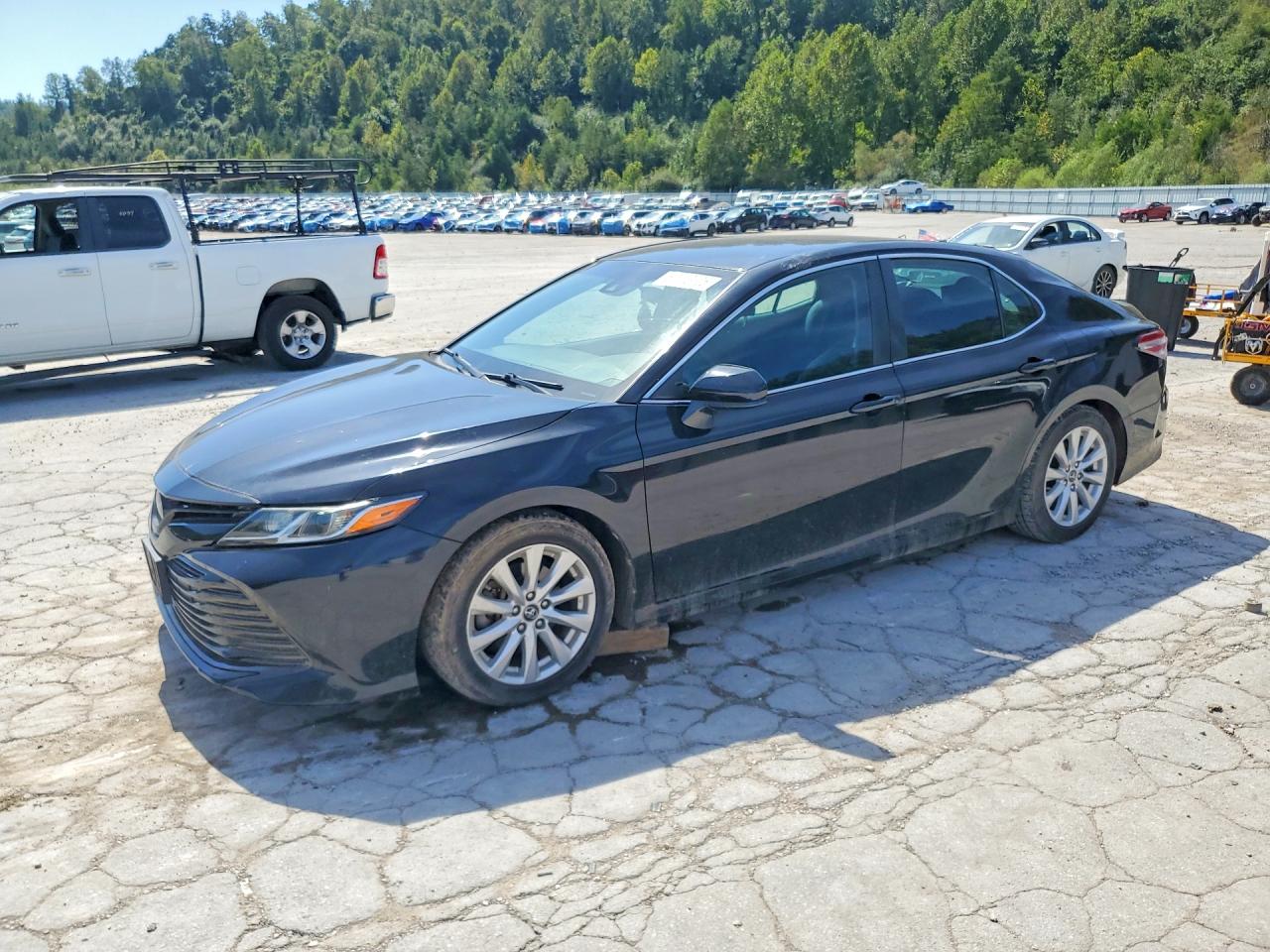 2018 TOYOTA CAMRY LE | 4T1B11HK0JU012320 | UPCARS