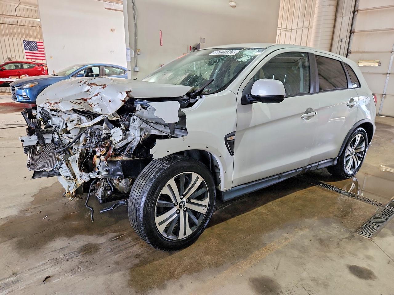 2024 MITSUBISHI OUTLANDER S/SE | JA4ARUAU1RU001726 | UPCARS